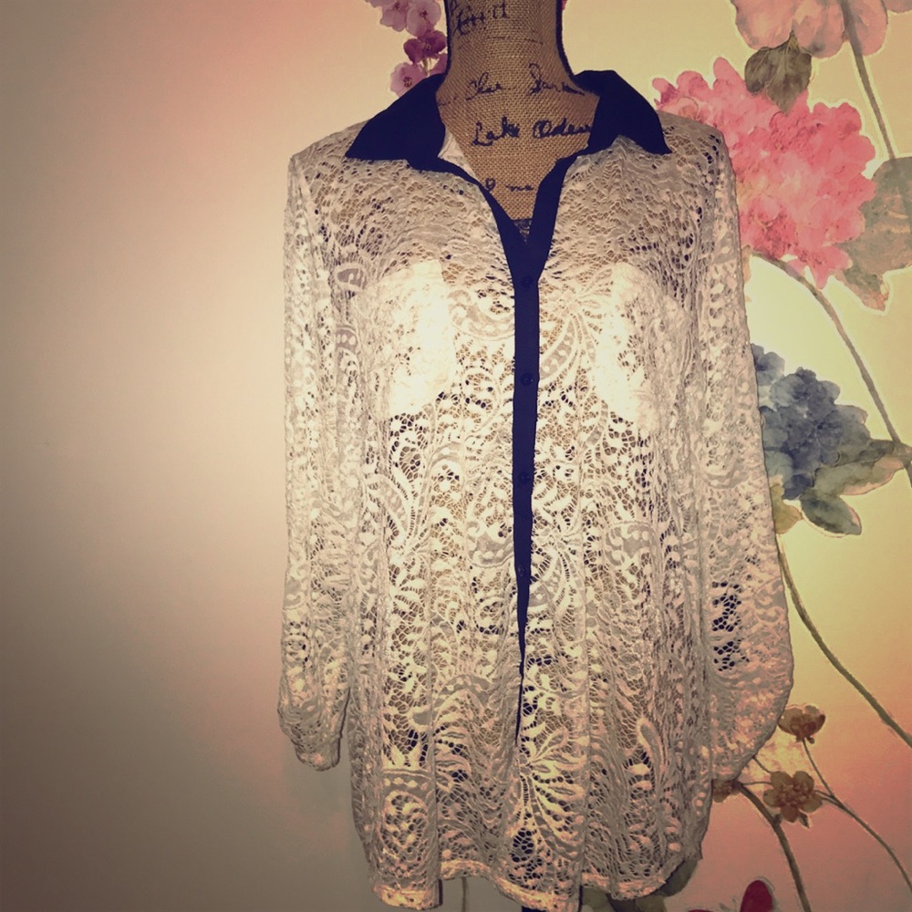 NWT lace blouse